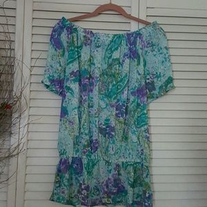 Beautiful, colorful blouse. Sz L by Plissé.